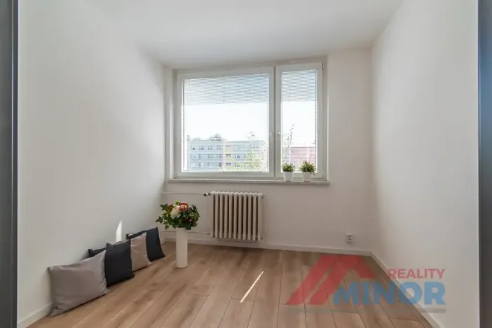 Pronájem bytu 2+kk, Slaný, Bezručova, 33 m2