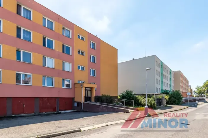 Pronájem bytu 2+kk, Slaný, Bezručova, 33 m2