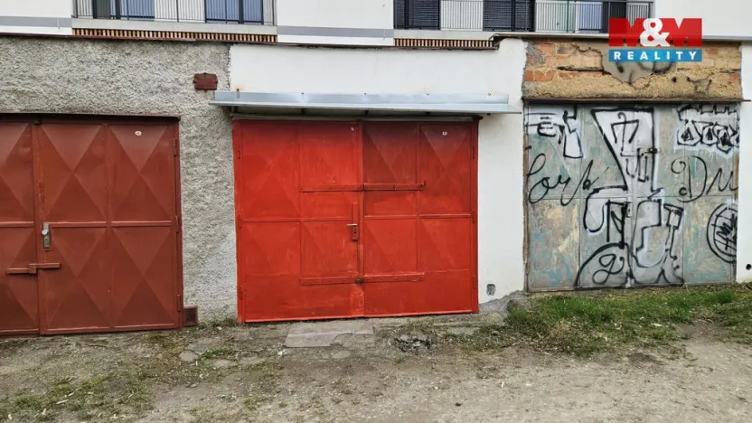 Pronájem garáže, Plzeň, Těšínská, 19 m2