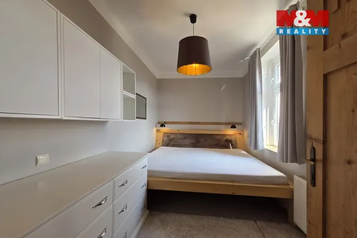 Pronájem bytu 2+kk, Karlovy Vary - Bohatice, U Trati, 69 m2