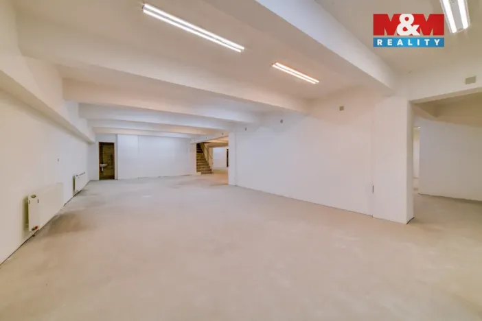 Pronájem obchodního prostoru, Cheb, Svobody, 260 m2