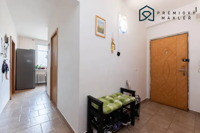 Prodej bytu 3+1, Bystřany, Pražská, 79 m2