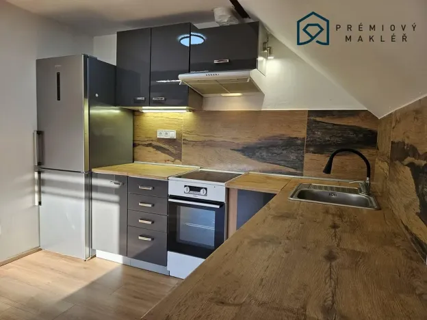 Pronájem bytu 2+kk, Litvínov - Chudeřín, Chudeřínská, 110 m2