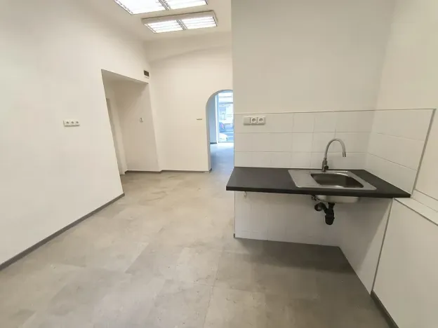 Pronájem obchodního prostoru, Ústí nad Labem, Masarykova, 40 m2