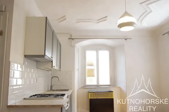 Pronájem bytu 1+1, Kutná Hora, Česká, 35 m2