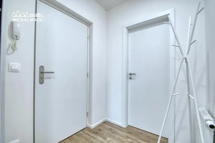 Pronájem bytu 1+kk, Hranice, Pod Nemocnicí, 39 m2