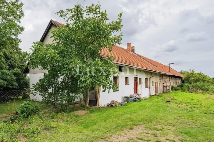 Prodej zemědělské usedlosti, Běrunice, 600 m2