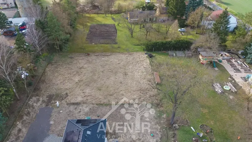 Prodej pozemku pro bydlení, Luštěnice, 886 m2