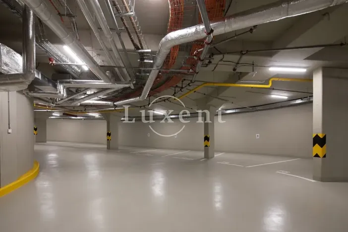 Pronájem kanceláře, Praha - Smíchov, Plzeňská, 250 m2