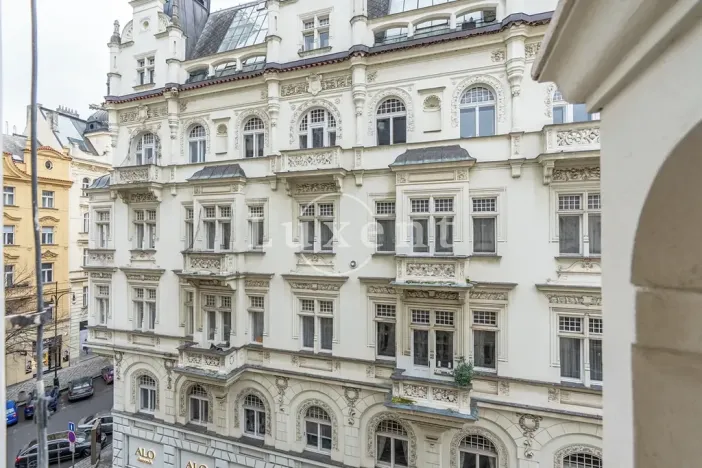 Pronájem bytu 3+1, Praha - Josefov, Pařížská, 138 m2