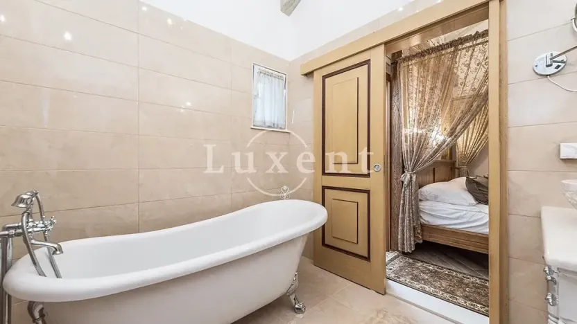 Prodej vily, Zadar, Chorvatsko, 410 m2