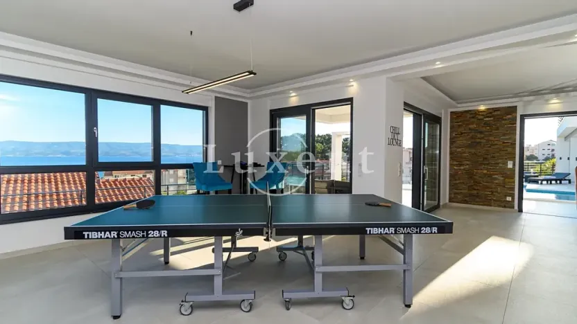 Prodej vily, Omiš, Chorvatsko, 460 m2