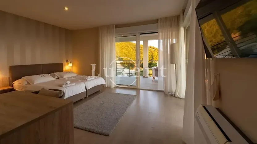 Prodej vily, Split, Chorvatsko, 440 m2