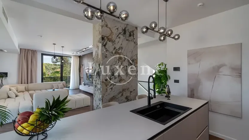 Prodej vily, Trogir, Chorvatsko, 310 m2