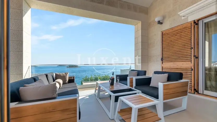 Prodej vily, Rogoznica, Chorvatsko, 420 m2