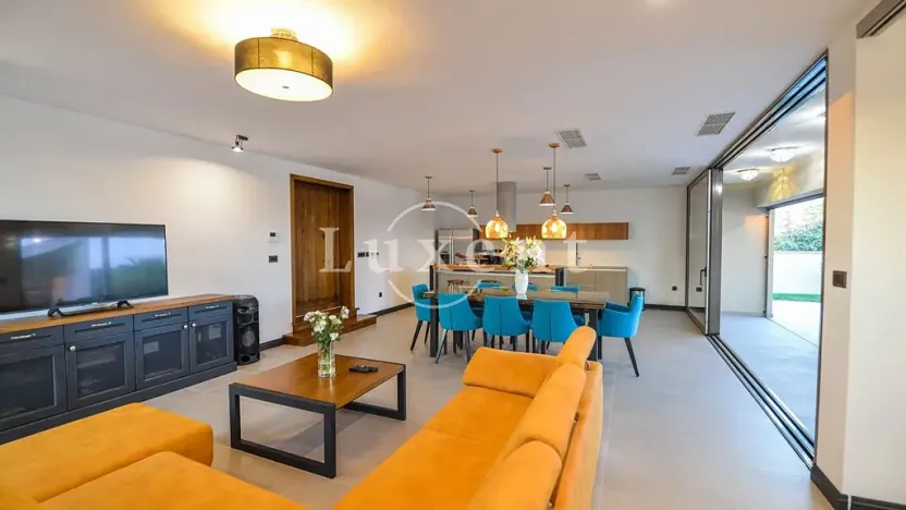 Prodej vily, Zadar, Chorvatsko, 343 m2