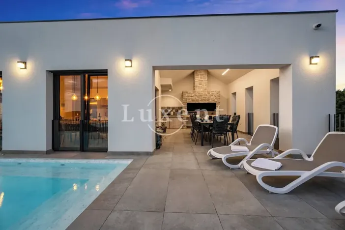 Prodej vily, Primošten, Chorvatsko, 316 m2