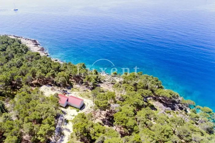 Prodej pozemku pro bydlení, Milna, Chorvatsko, 8880 m2