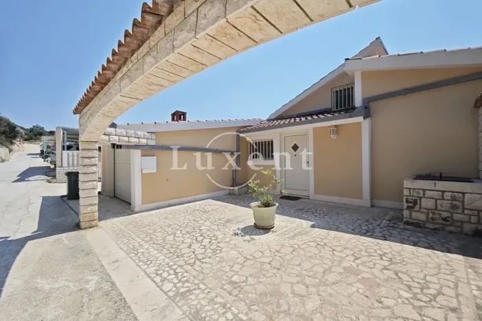 Prodej vily, Rogoznica, Chorvatsko, 170 m2