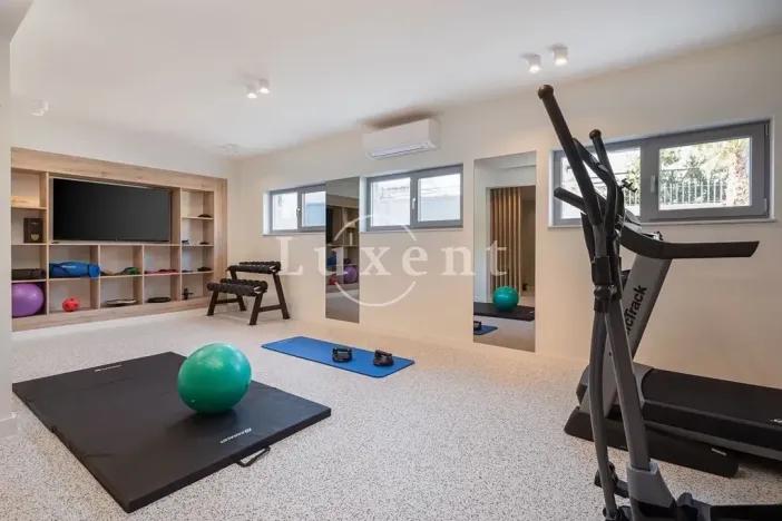 Prodej vily, Rogoznica, Chorvatsko, 675 m2