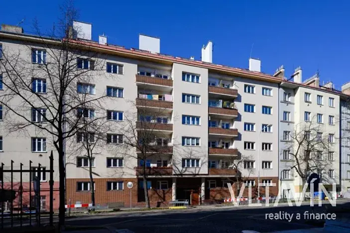 Pronájem bytu 2+1, Praha - Holešovice, Jankovcova, 68 m2