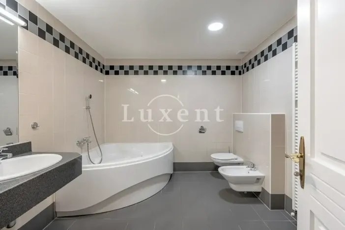 Pronájem kanceláře, Praha - Nové Město, Václavské náměstí, 156 m2