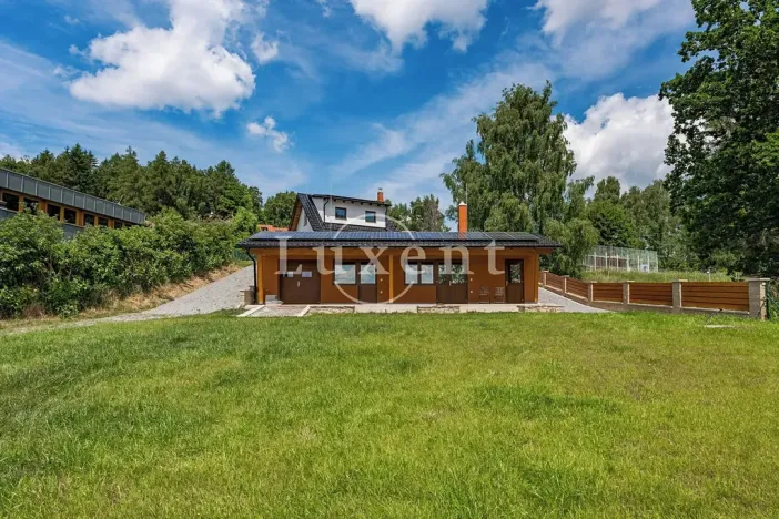 Prodej rodinného domu, Horní Planá, 186 m2