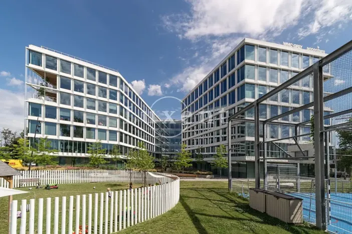 Pronájem kanceláře, Praha - Holešovice, Plynární, 171 m2