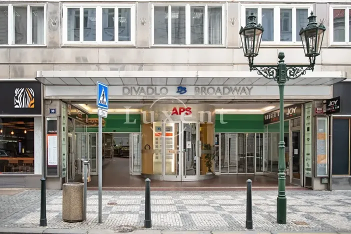 Pronájem kanceláře, Praha - Staré Město, Na příkopě, 194 m2