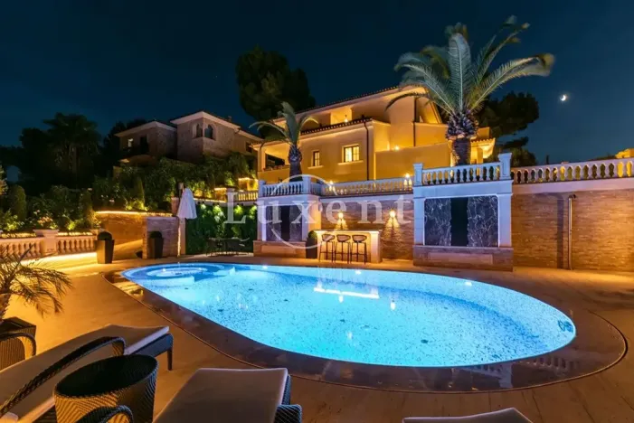 Prodej vily, Peguera, Španělsko, 520 m2