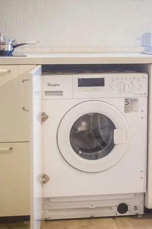 Pronájem bytu 1+kk, Praha - Holešovice, Plynární, 25 m2