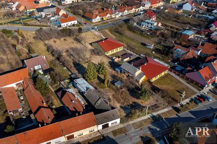 Prodej pozemku pro bydlení, Hluk, 3961 m2