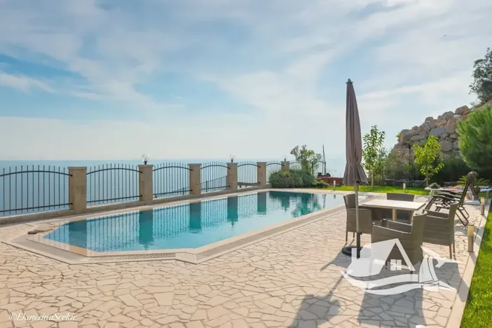 Prodej vily, Perazića Do, Černá Hora, 400 m2