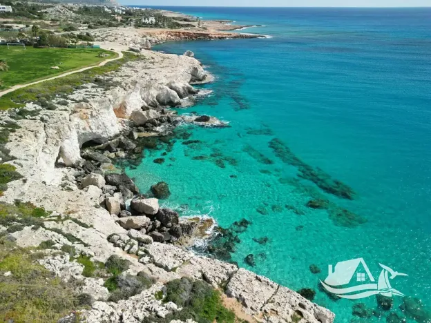 Prodej bytu 1+kk, Lemesos, Kypr, 35 m2