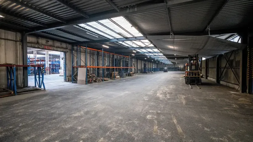 Pronájem skladu, Ostrava, Navrátilova, 30404 m2