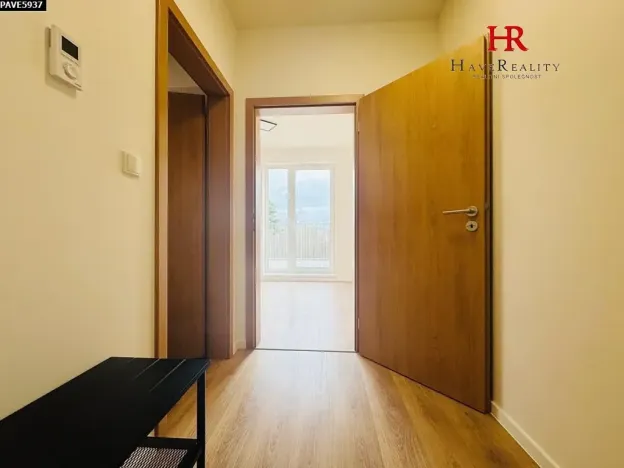 Pronájem bytu 1+kk, Benešov, Suchánkova, 41 m2