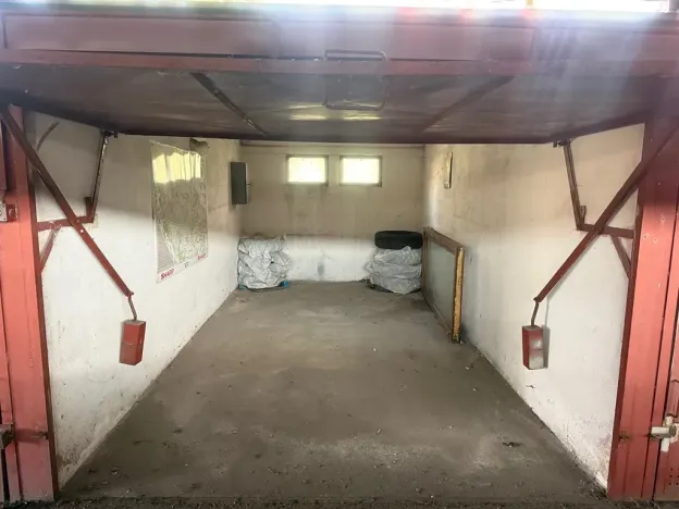 Prodej garáže, Plzeň, Vejprnická, 15 m2