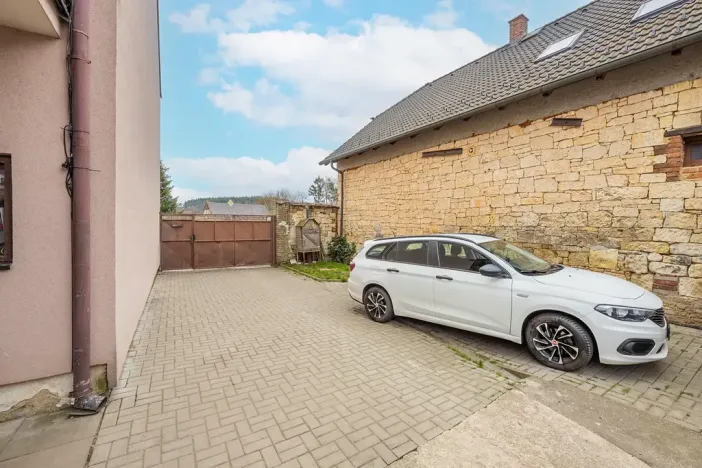 Prodej rodinného domu, Hředle, 245 m2