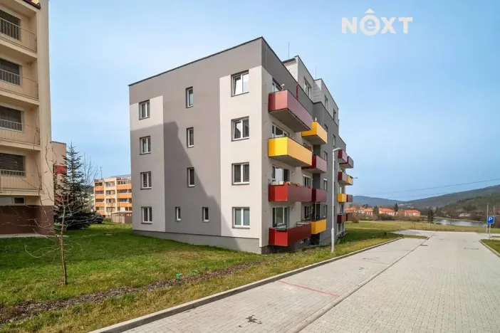 Prodej bytu 3+kk, Jince, Zborovská, 91 m2