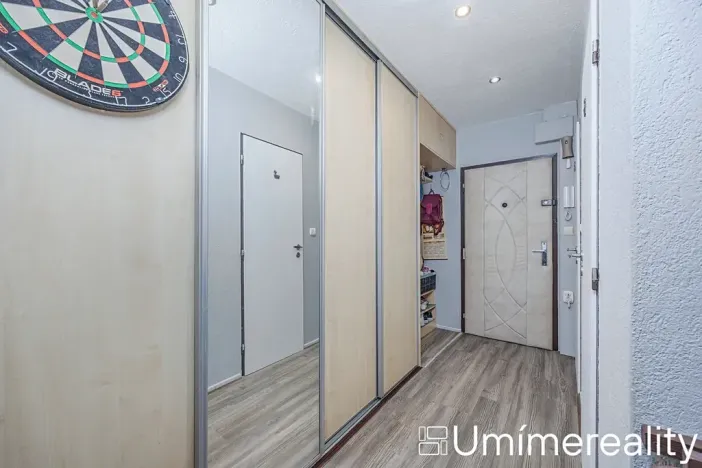 Prodej bytu 2+kk, Praha - Horní Měcholupy, Neapolská, 43 m2