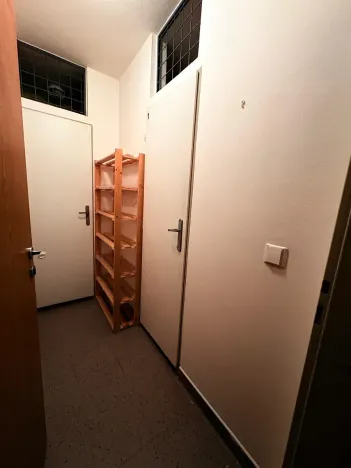 Pronájem - jiné, Praha - Holešovice, Osadní, 2 m2