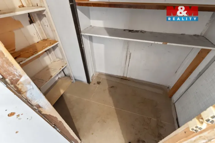 Prodej bytu 1+1, Kralupy nad Vltavou, sídl. Hůrka, 38 m2