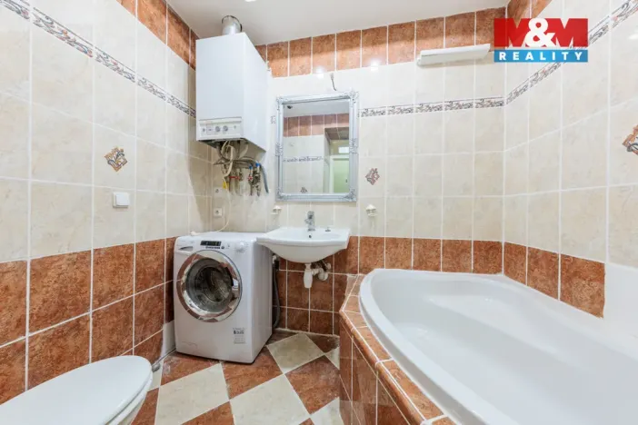 Pronájem bytu 2+1, Karlovy Vary, Krále Jiřího, 55 m2