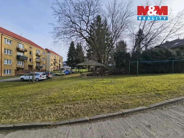 Pronájem bytu 2+1, Liberec - Liberec XXV-Vesec, U Sídliště, 61 m2