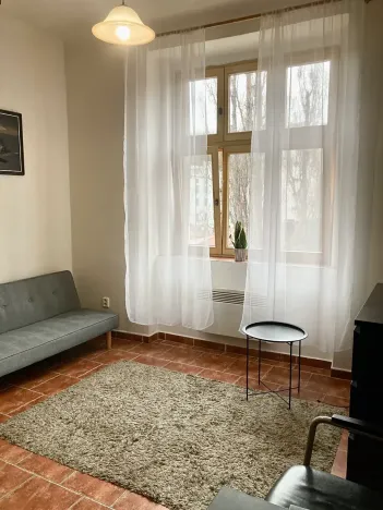 Pronájem bytu 1+kk, Praha - Košíře, Vrchlického, 25 m2