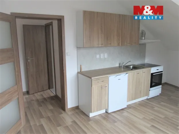 Pronájem bytu 2+kk, Brno - Starý Lískovec, U hřiště, 48 m2