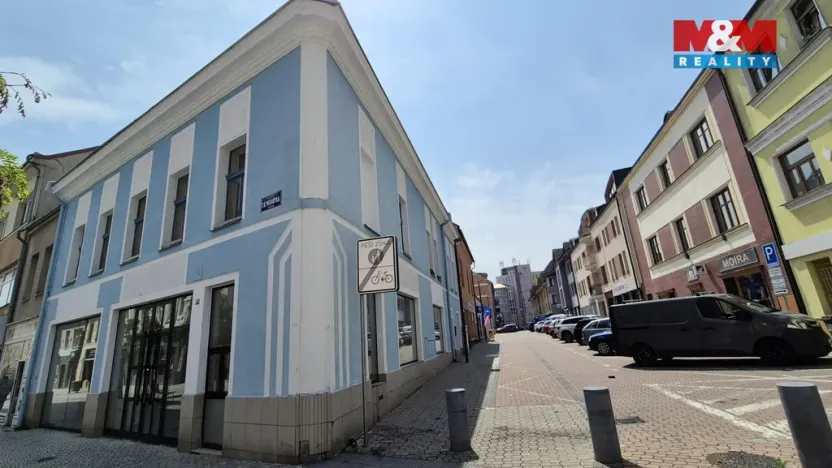 Pronájem obchodního prostoru, Kladno, Komenského, 121 m2