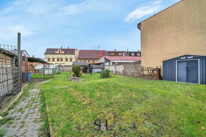 Prodej rodinného domu, Mimoň, nám. 1. máje, 256 m2