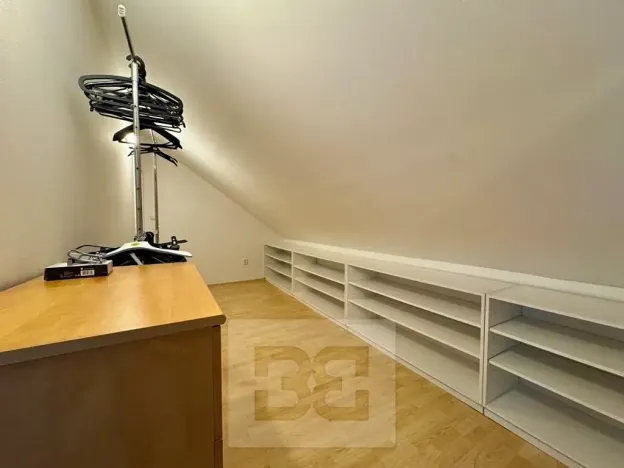 Pronájem rodinného domu, Česká, 200 m2