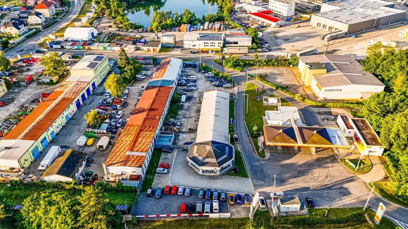 Prodej obchodního prostoru, Hodonín, Brněnská, 660 m2